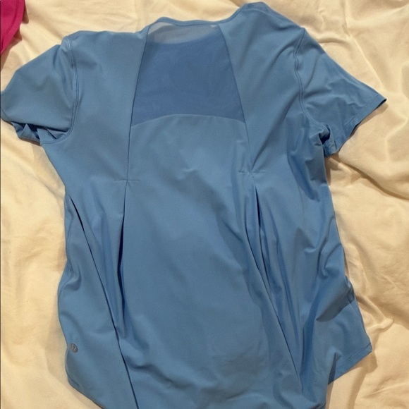Lululemon 2 Sculpt Short-sleeve Women's Pink and Blue Tops - Picture 4 of 7